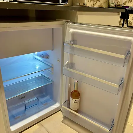 아파트 Brulee - Brand New - 2 Duplex Wifi, Ac, 앙티브